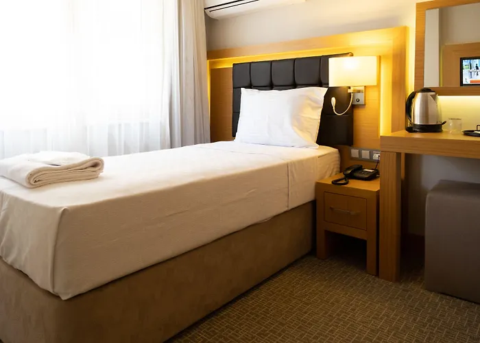 فندق Lotuspark 3*